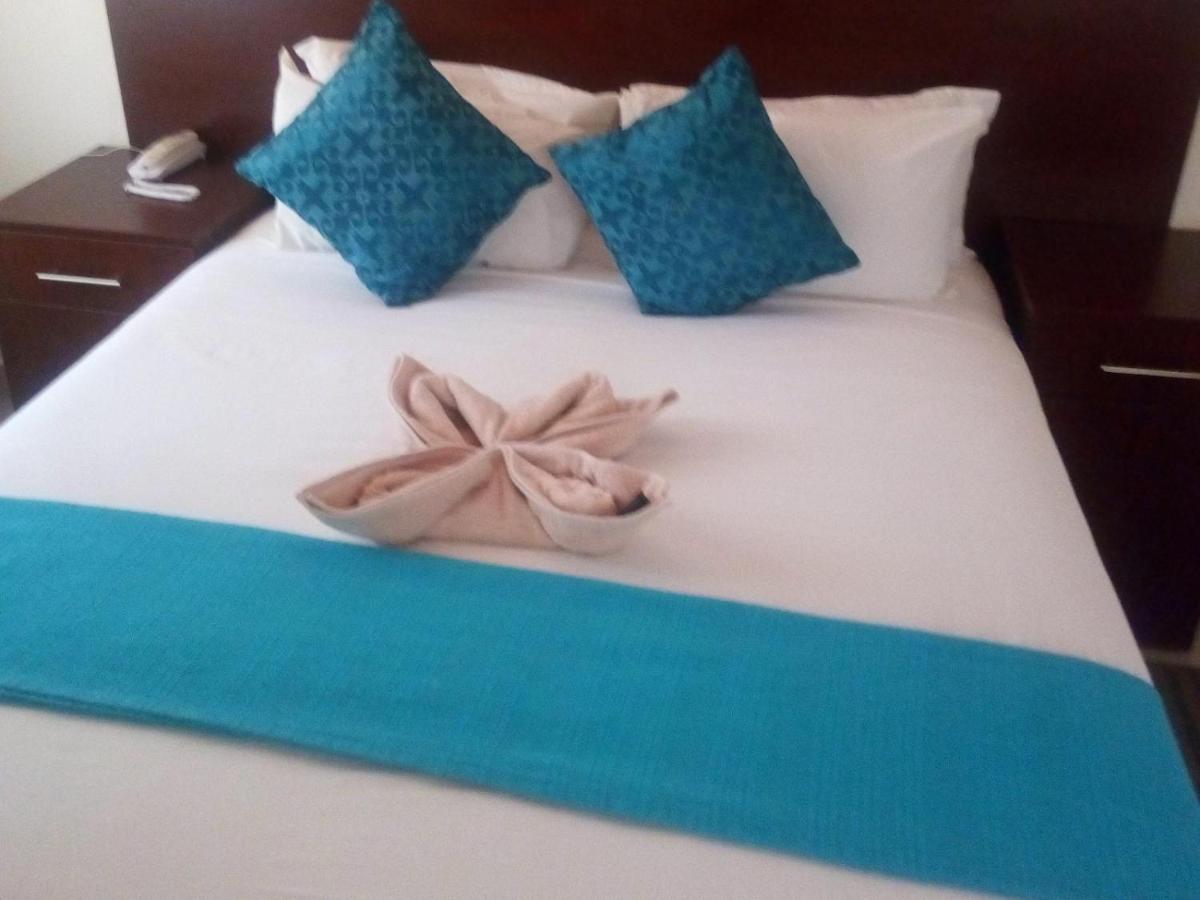 קסנה Nkanga Hotel מראה חיצוני תמונה