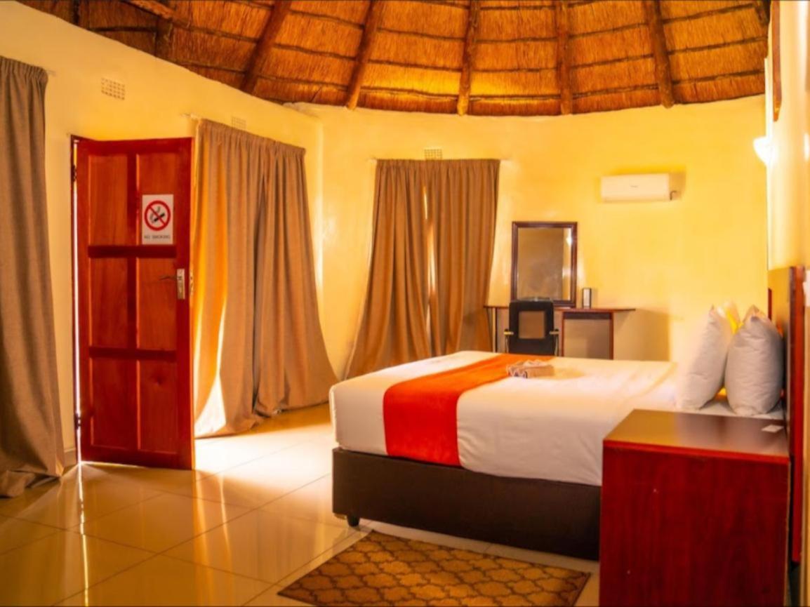 קסנה Nkanga Hotel מראה חיצוני תמונה